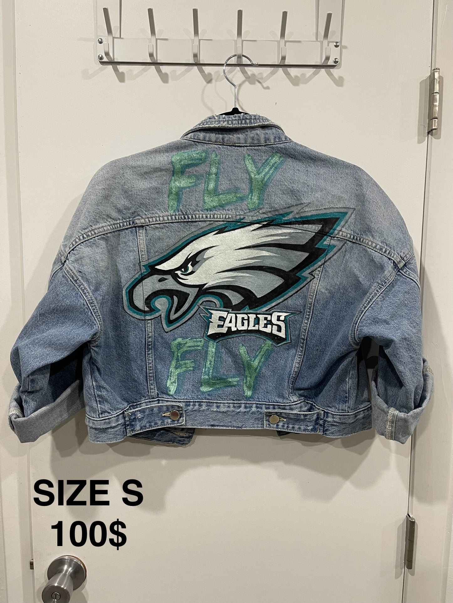 Cropped Eagles jacket, size S